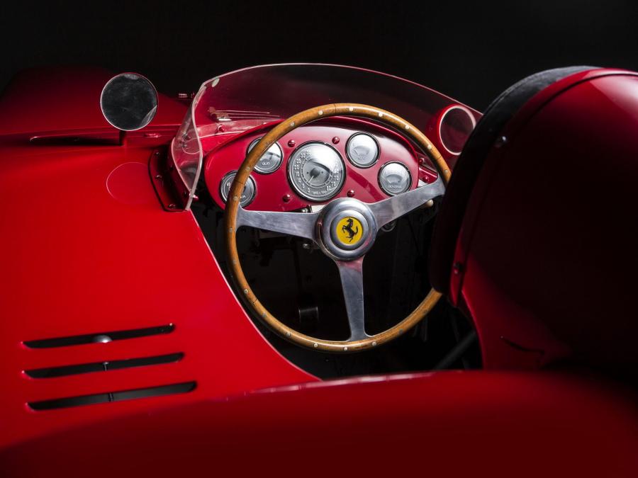  Ferrari 375 + 1954 года  (фото 9 из 21)